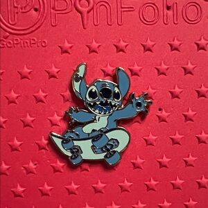 Walt Disney World - Wave A 2025 - Trading Pin - Stitch
Authentic Pin